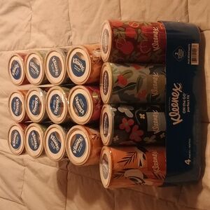 FOUR 4 Pack Kleenex On the Go Perfect Fit Tissues (Total of 16 Packs)